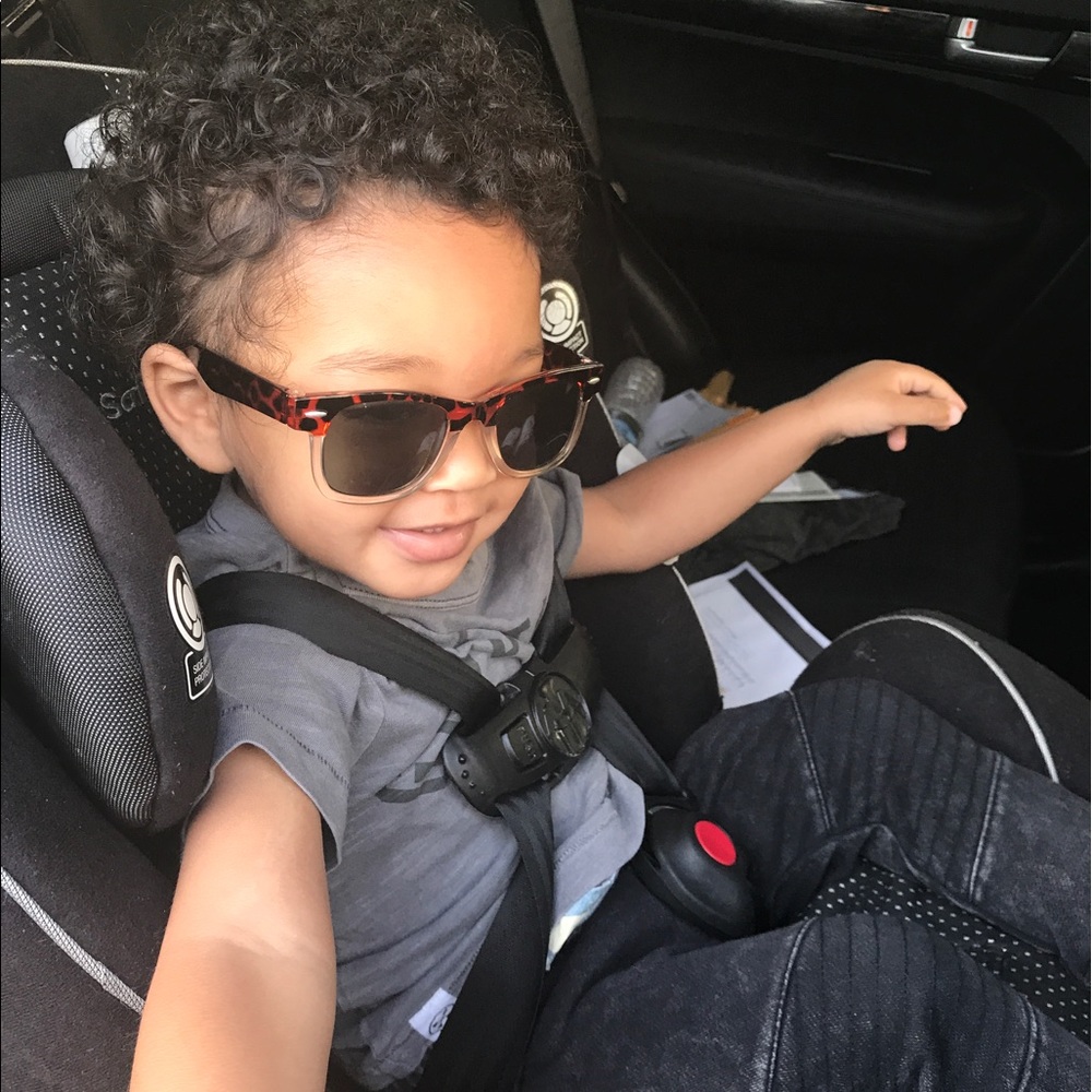Meet your Posher, Nikeya