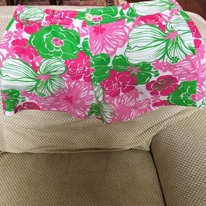 Women's Lilly Pulitzer shorts