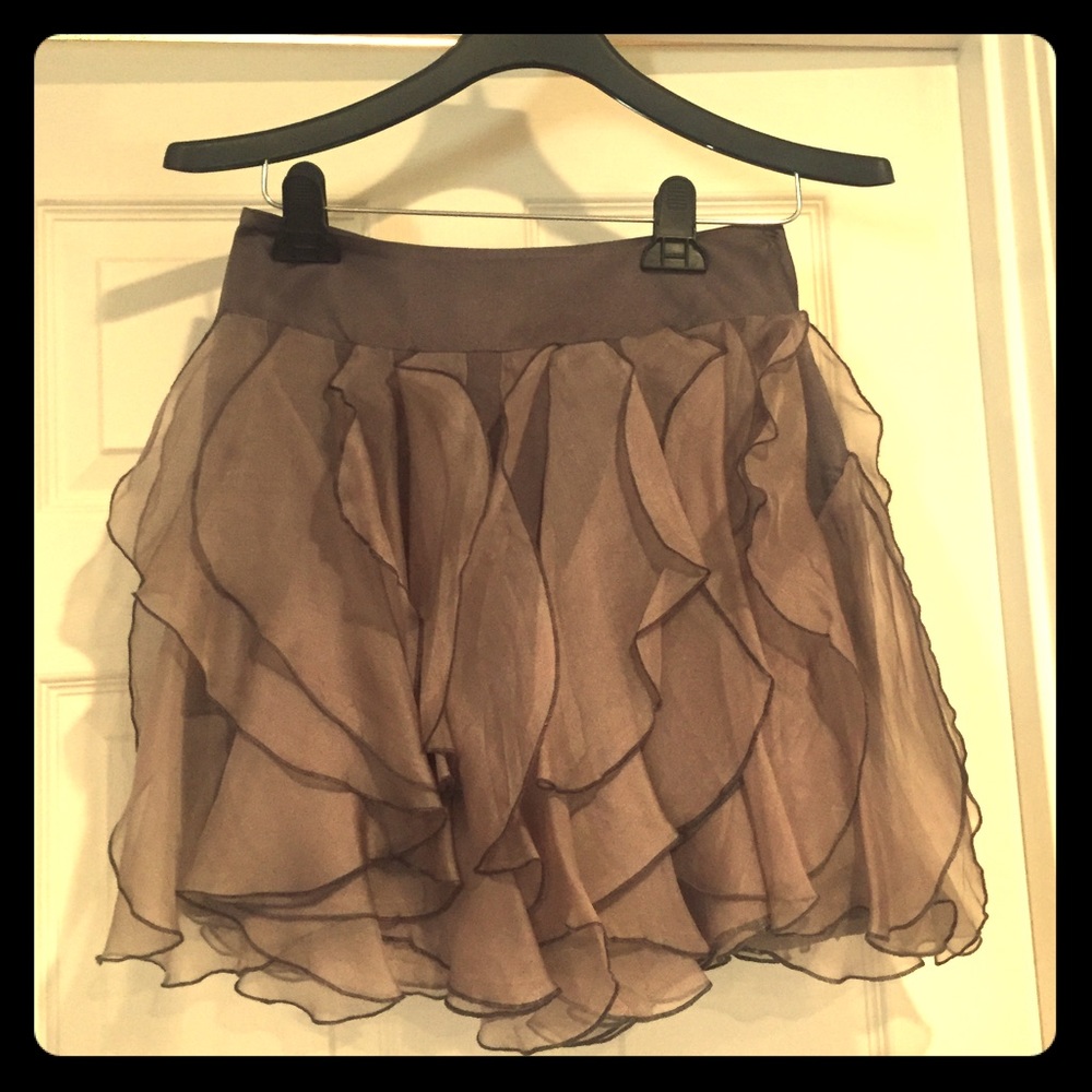 Beautiful and flirty, grey mini skirt