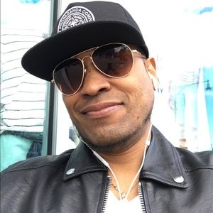 Meet your Posher, Mark