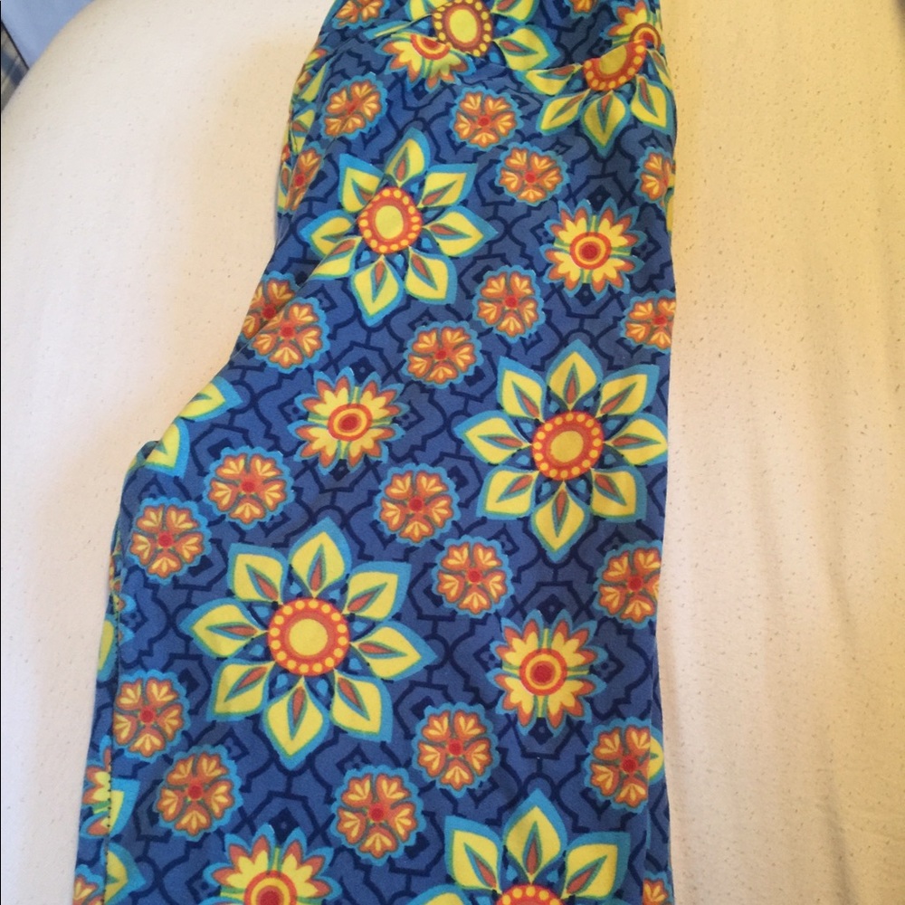 Lularoe leggings!