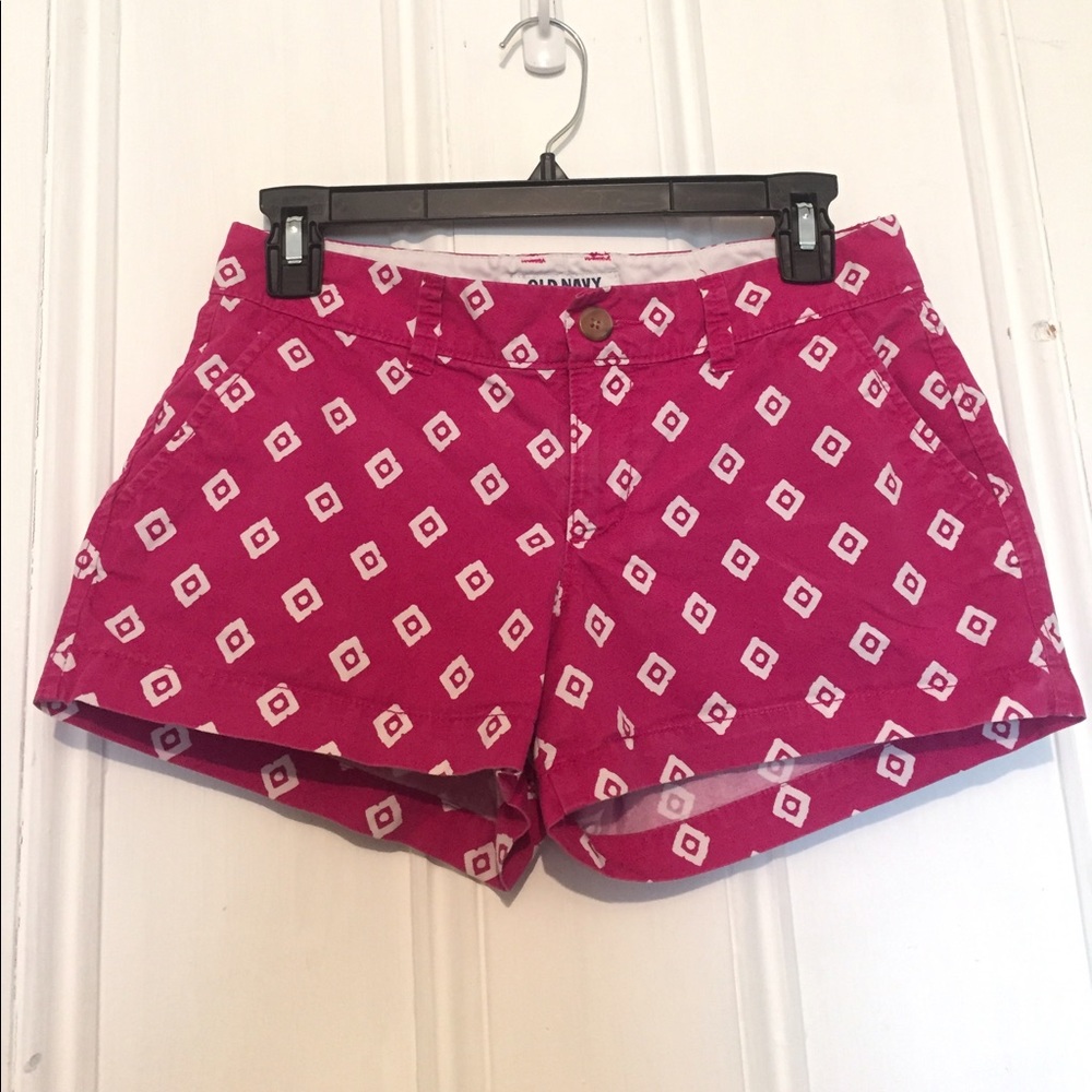 Old Navy Shorts Magenta White Geometric Cotton