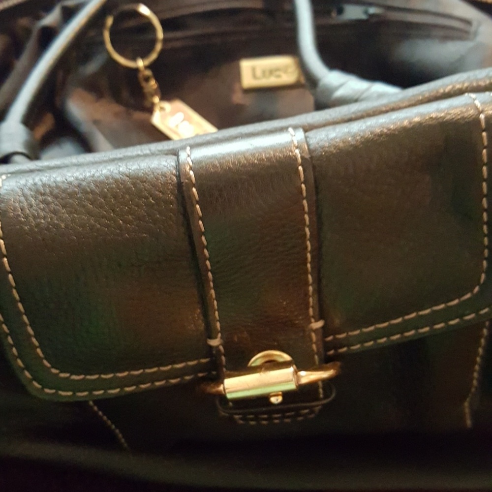 Luce Black Leather Purse. In Excellent Condition