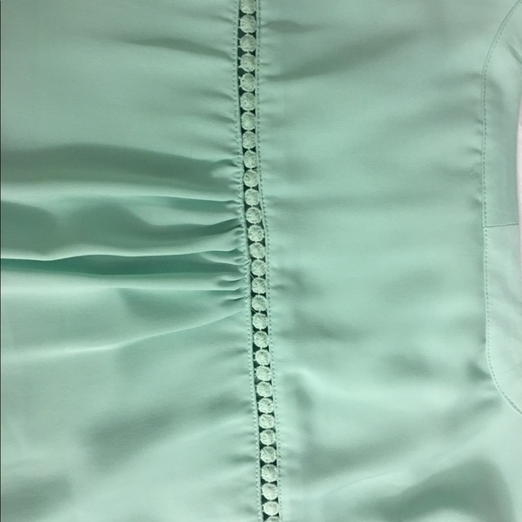 Mint green blouse - Picture 3 of 3