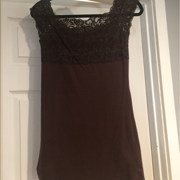 Brown fitted top - Picture 2 of 2