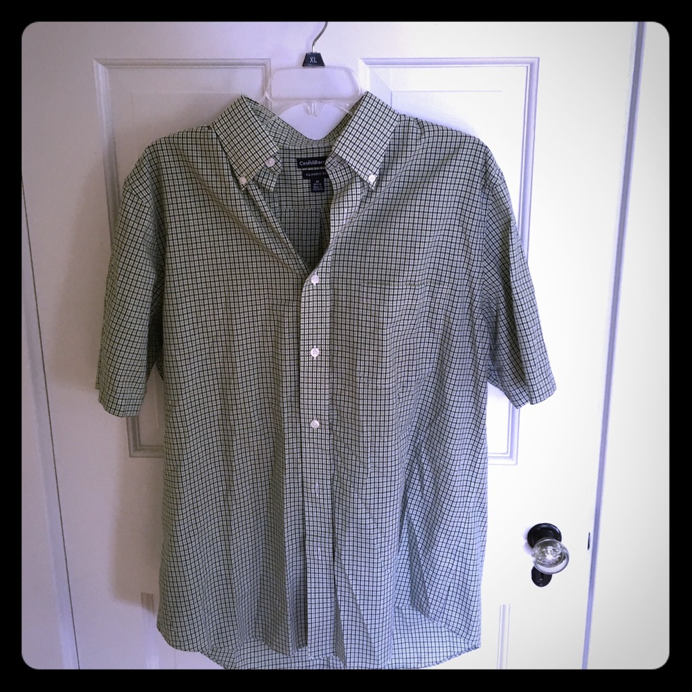 Croft & Barrow Short Sleeve Button-Up