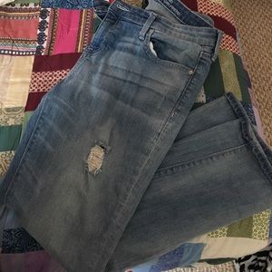 Gap girlfriend jeans gently used. GREAT CONDITION