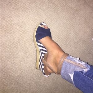 Navy and white wedges