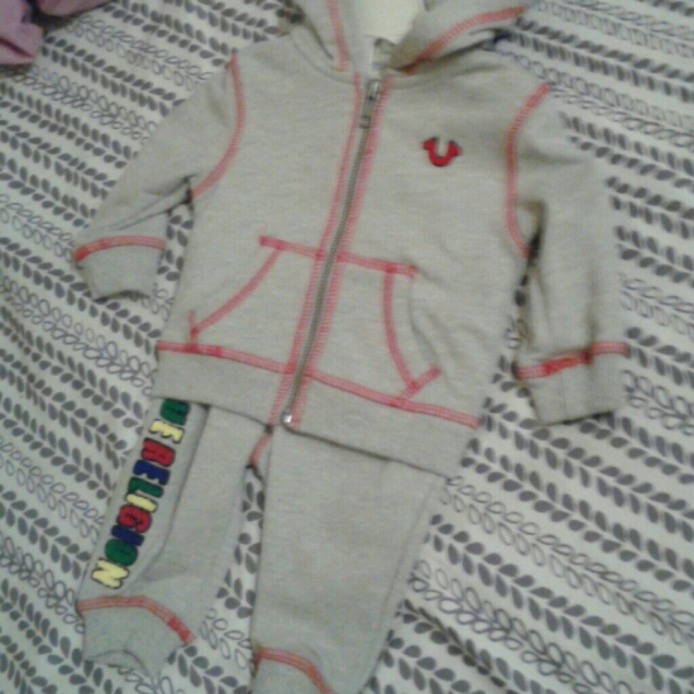 Infant True Religion jogging suit
