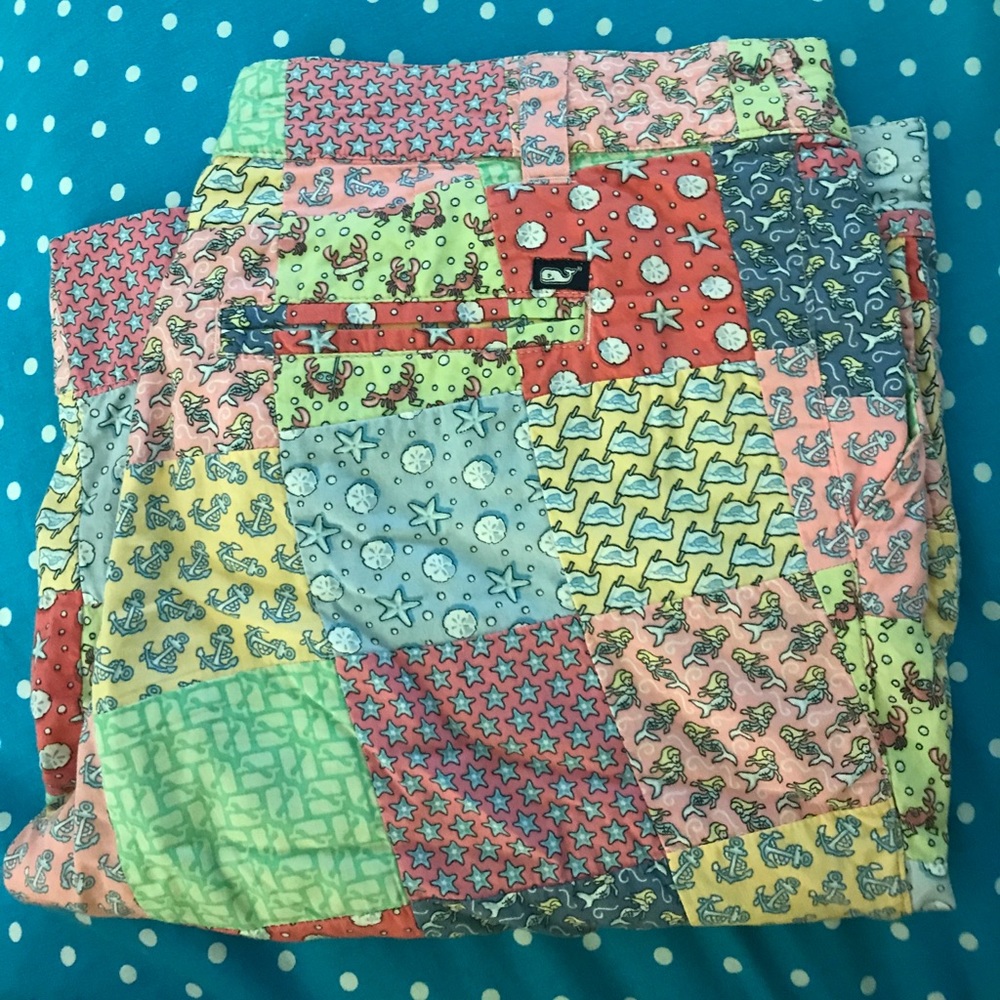 Vineyard vines quilted shorts