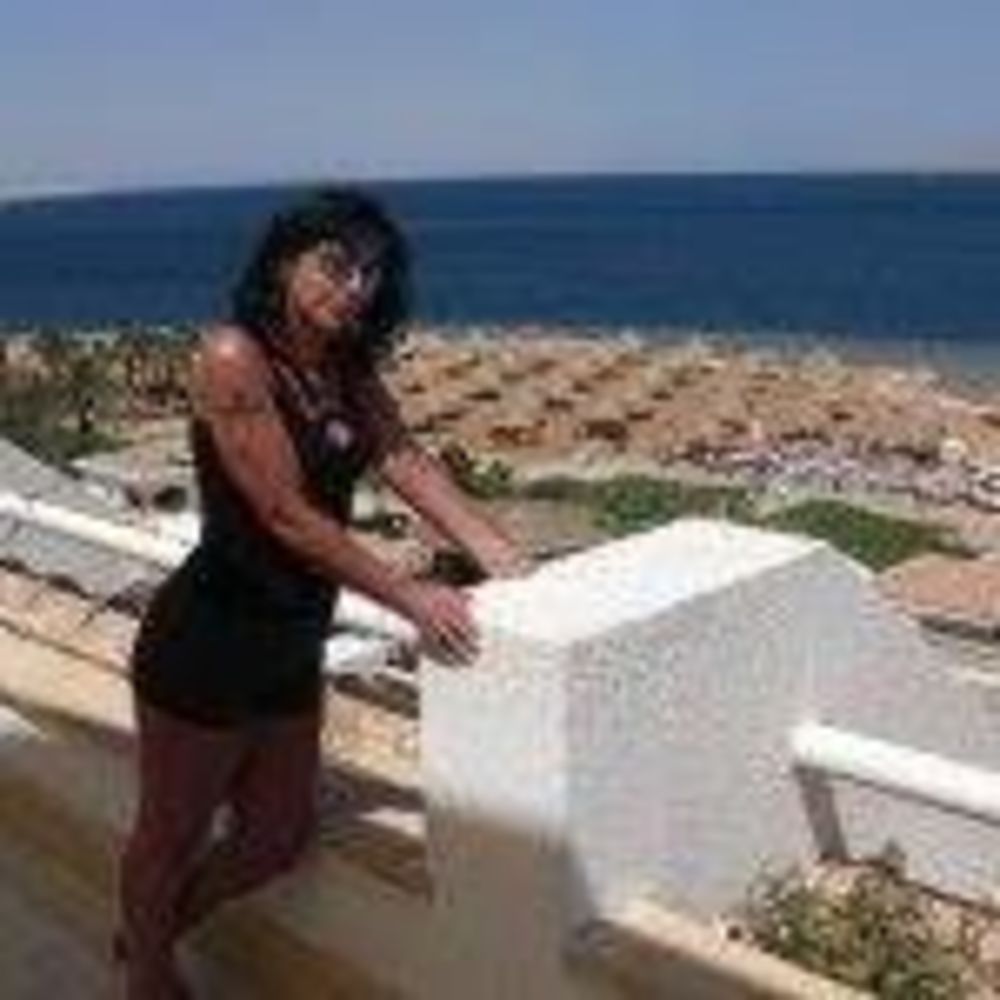 Meet your Posher, Eleonora