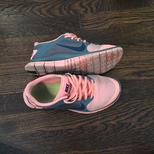 Women's Nike Free 4.0