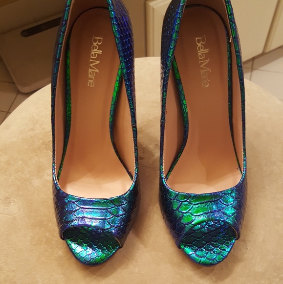 ๐ฆ
EAGLES SHOES DROP!๐ฆ
๐๐HOST PICK๐๐ - Picture 5 of 6