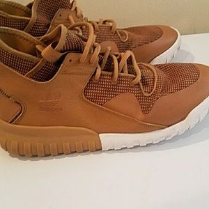 Yeezy wheat/white nike tubular size 13