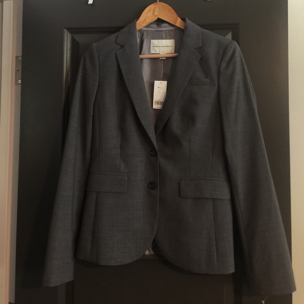 NWT Banana Republic gray stretch suit jacket