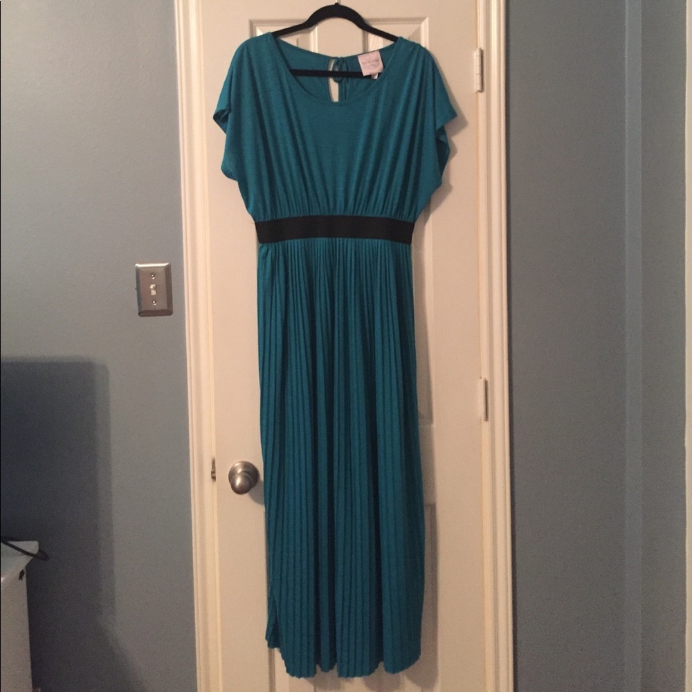 Blue Long Summer Dress with Pleated Bottom