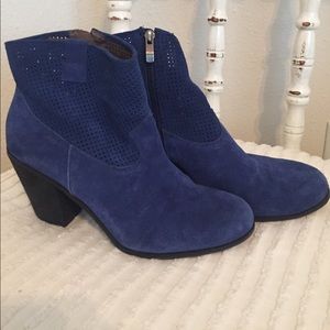 Blue Suede Vince Camuto booties
