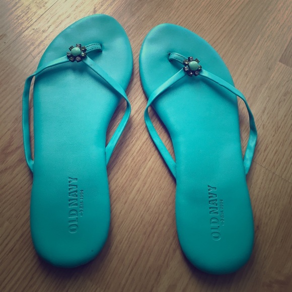 Turquoise old navy flip flops - Picture 1 of 2