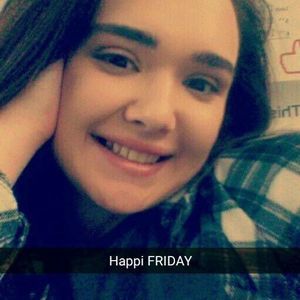 Meet your Posher, Alyssa