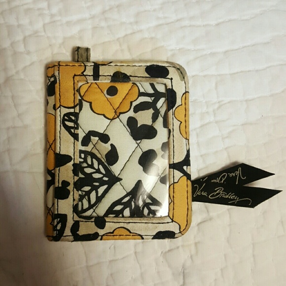 Vera Bradley wallet - Picture 1 of 2