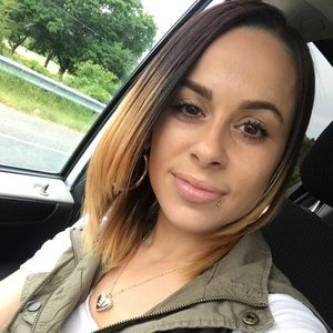 Meet your Posher, Ericka