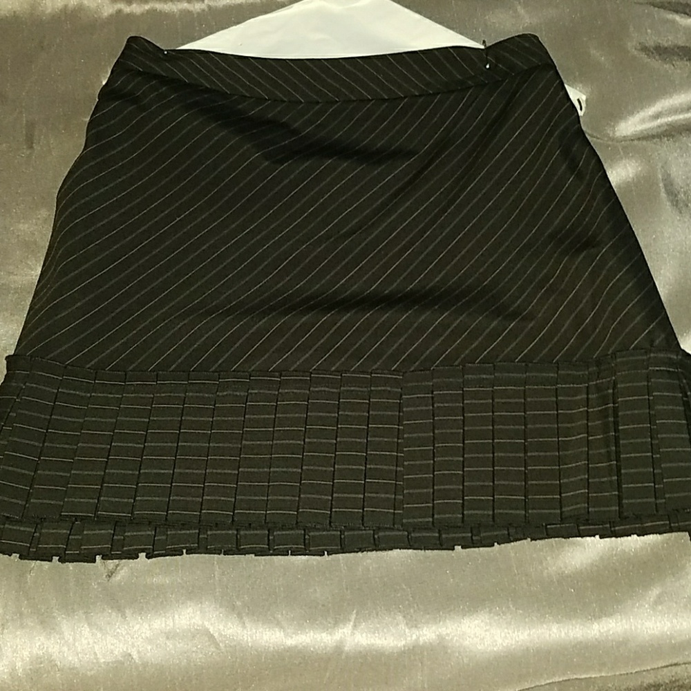 Pencil pleaded skirt