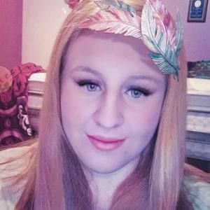 Meet your Posher, Casey