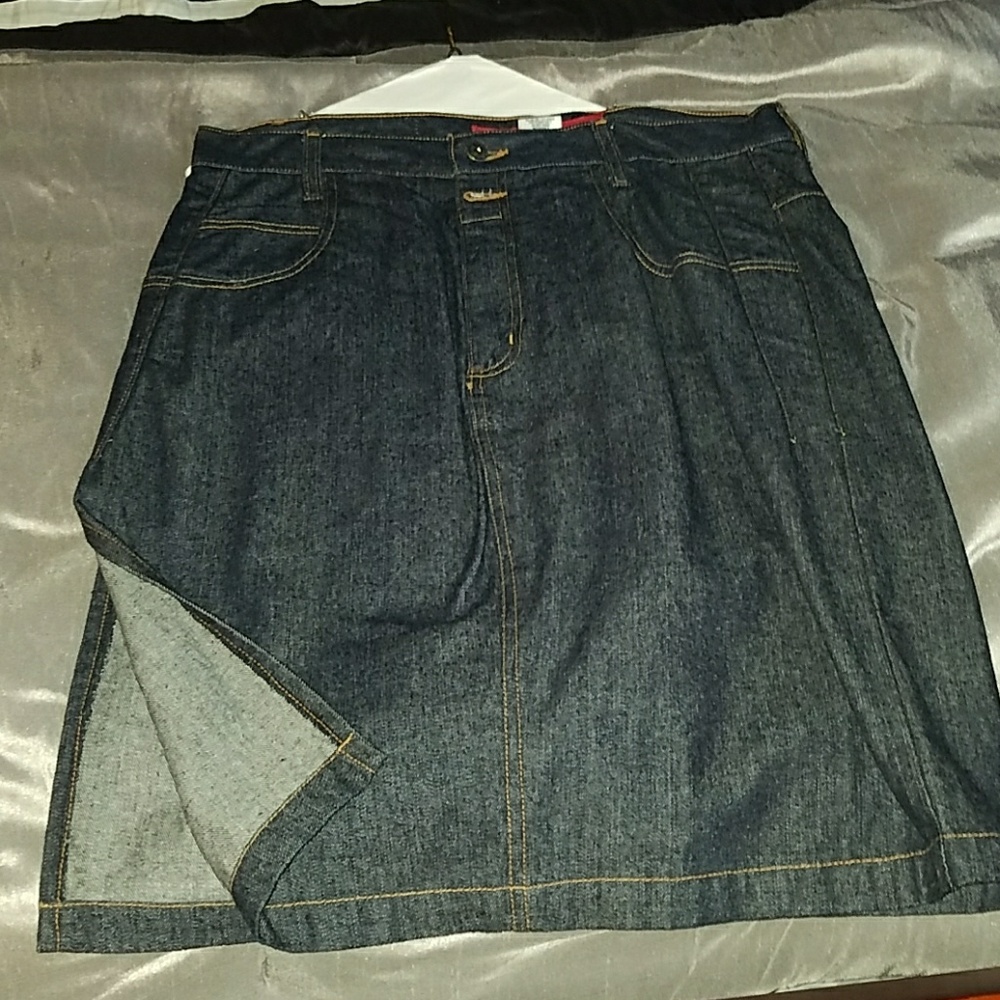Guess Denim skirt