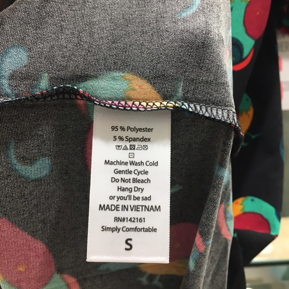 Lularoe Irma tunic with cute quail, slinky fabric - Picture 3 of 4