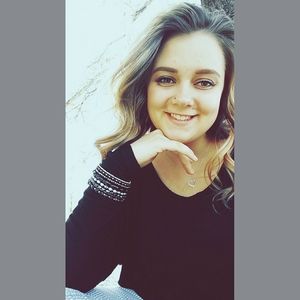 Meet your Posher, Jade