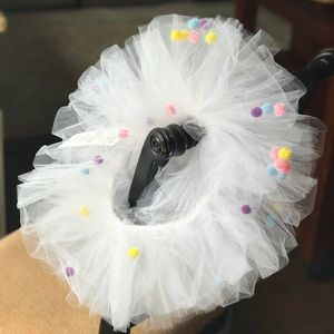 Pom Pom tutu NWT!!!