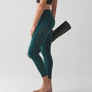 Lululemon Essential Rhythm Leggings - Size 4