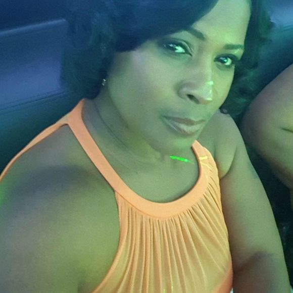 Meet your Posher, Yedda - Picture 1 of 1