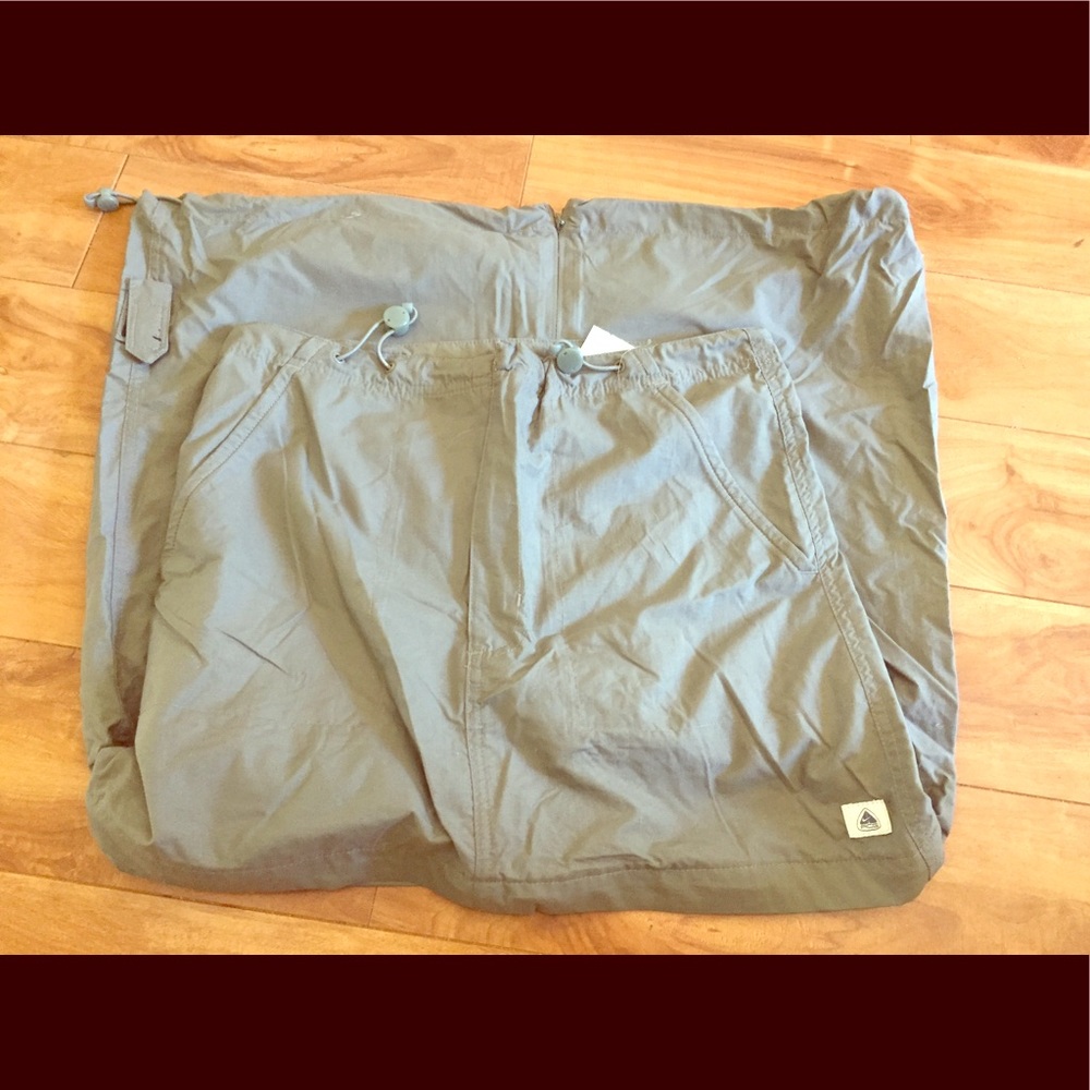 Nike convertible cargo skirt xs army green/olive