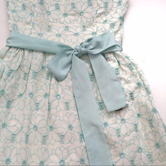 PRETTY BRODERIE STRAPLESS DRESS - Picture 4 of 7