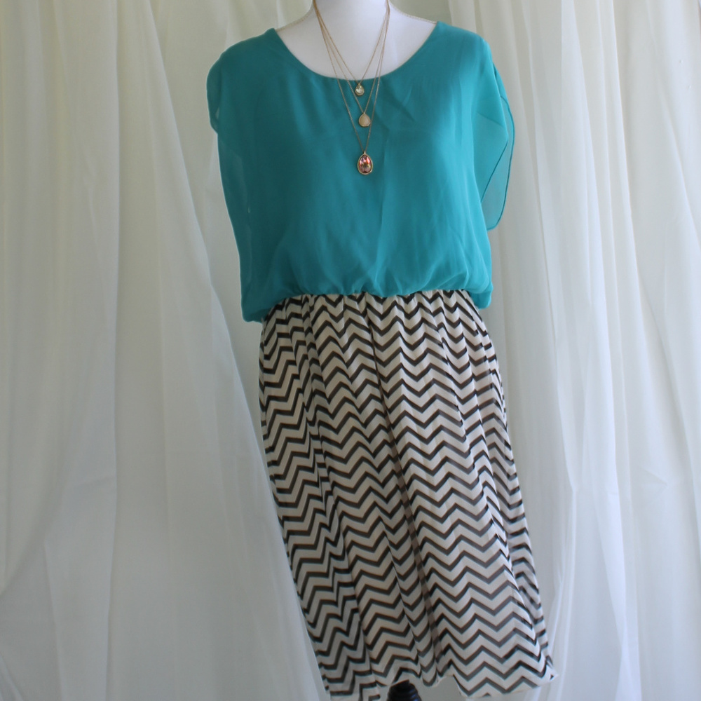 Tacera Dress