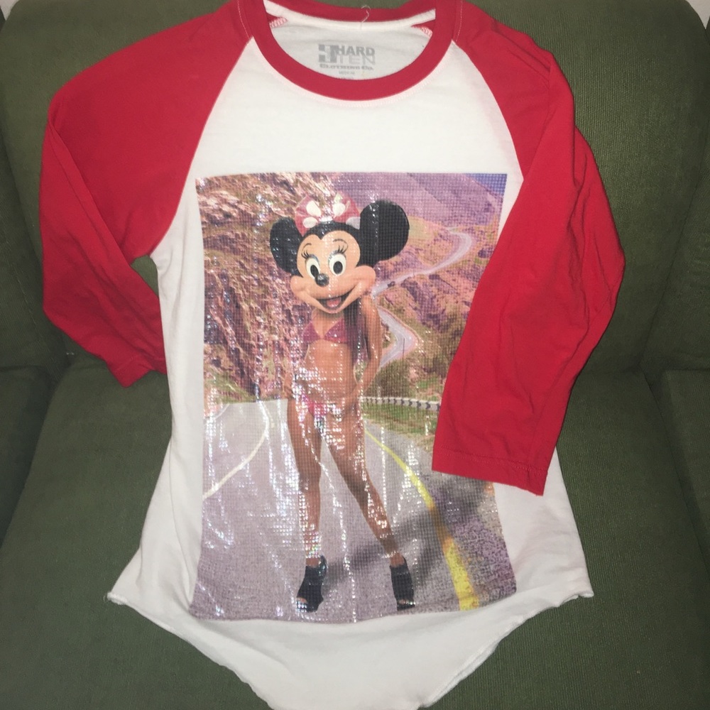 5/$25 Mickey Mouse baseball Tee Iridescent Raglan Women’s Medium