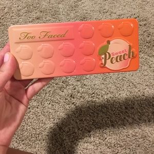 Too Faced Peach palette