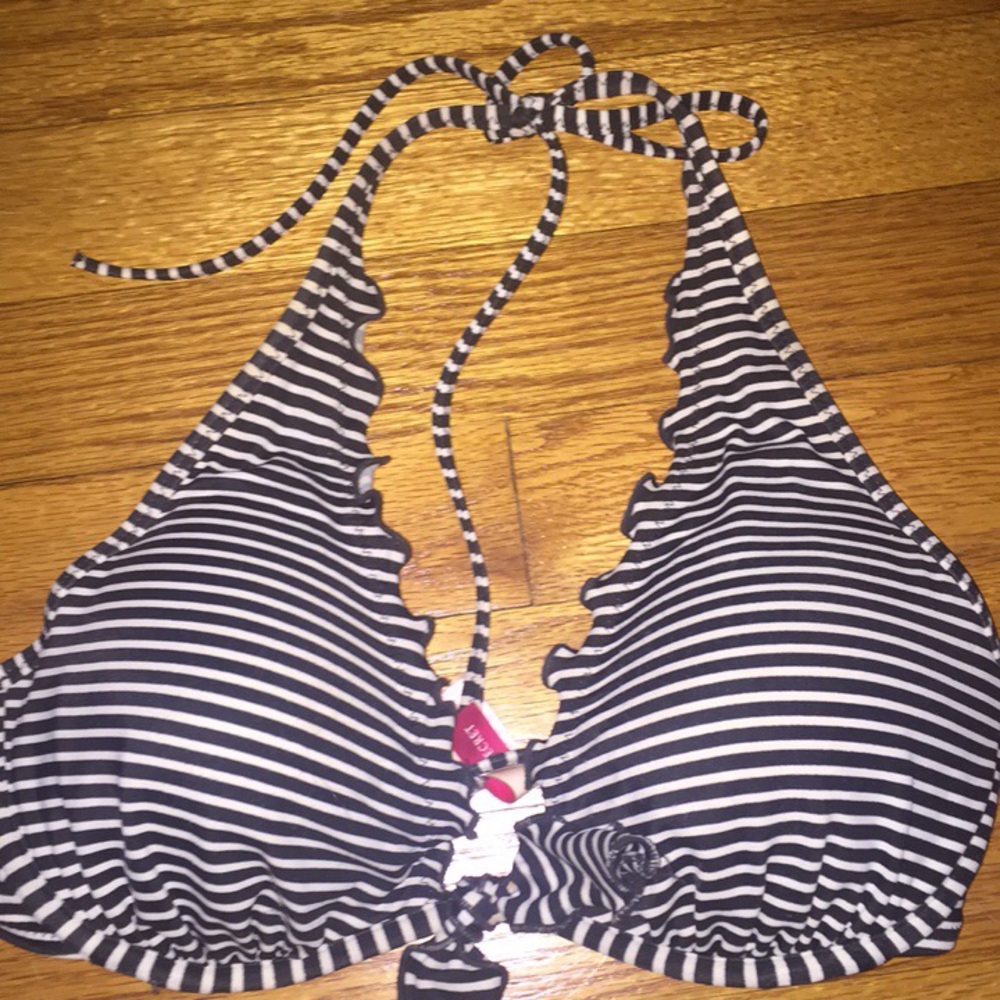 victoria's secret bathing suit with hard cups