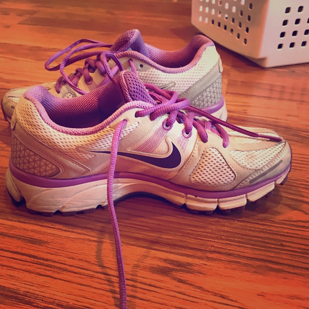 Nike size 6.5 running sneakers