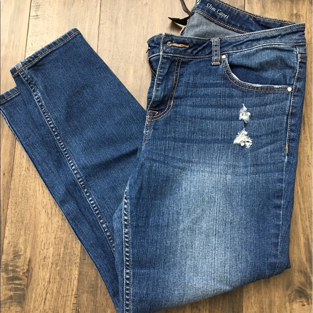 Apt9 Slim Capri Jeans size 12