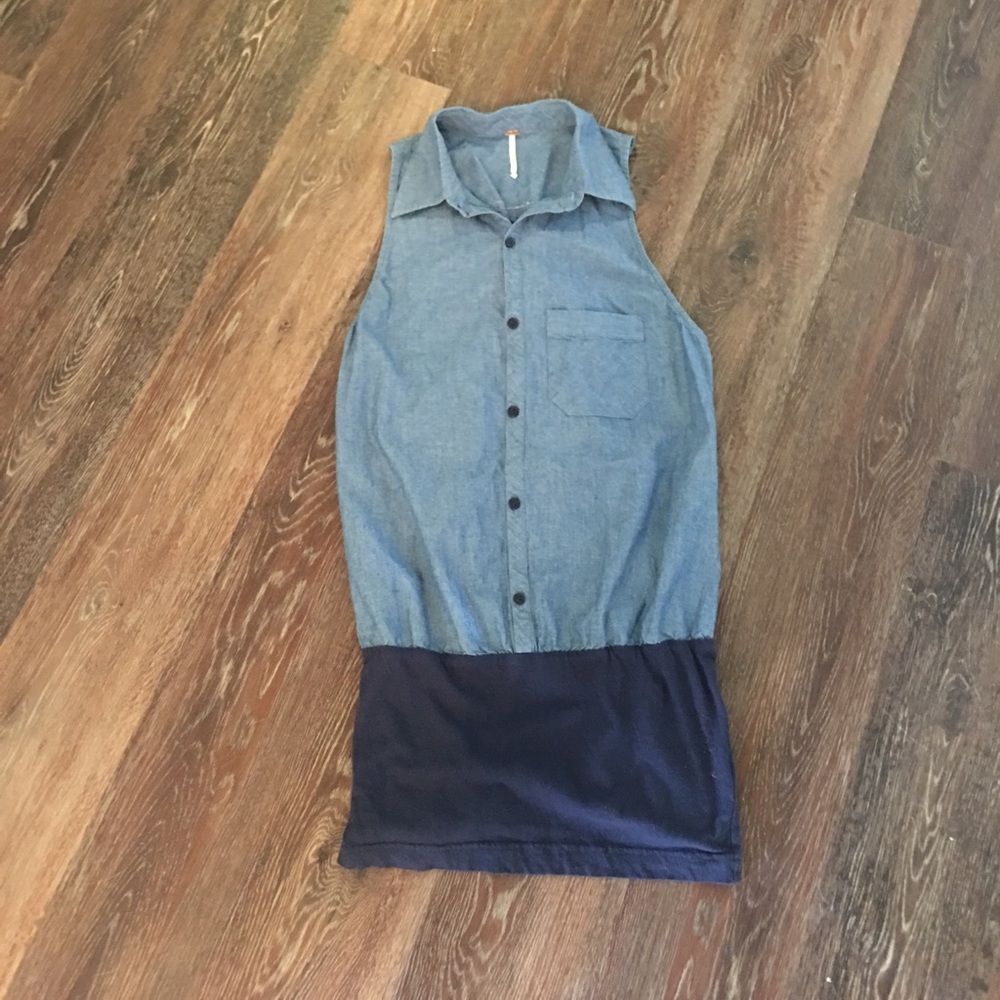 FREE PEOPLE denim short sleeved blouse