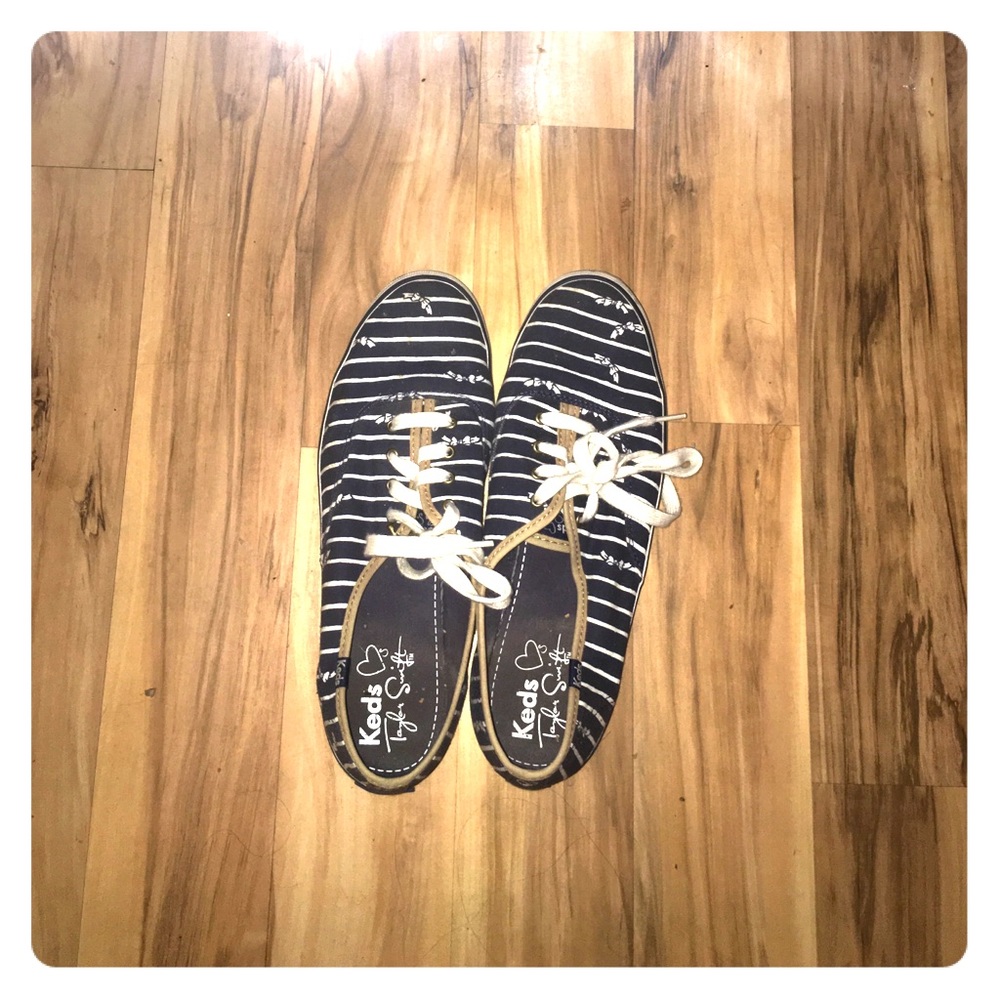 Taylor Swift designed Keds Size 10