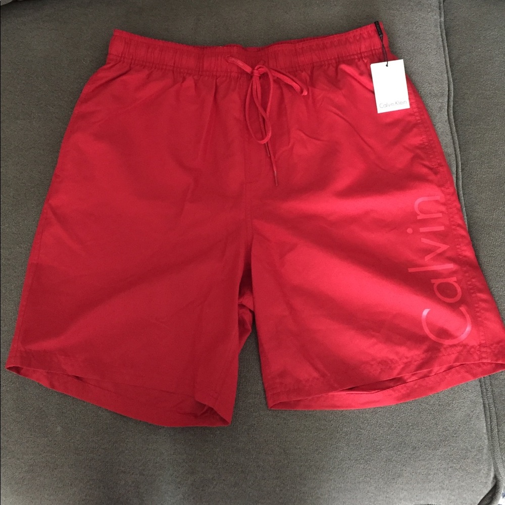 Final drop!! Buy now! Men's swim trunks