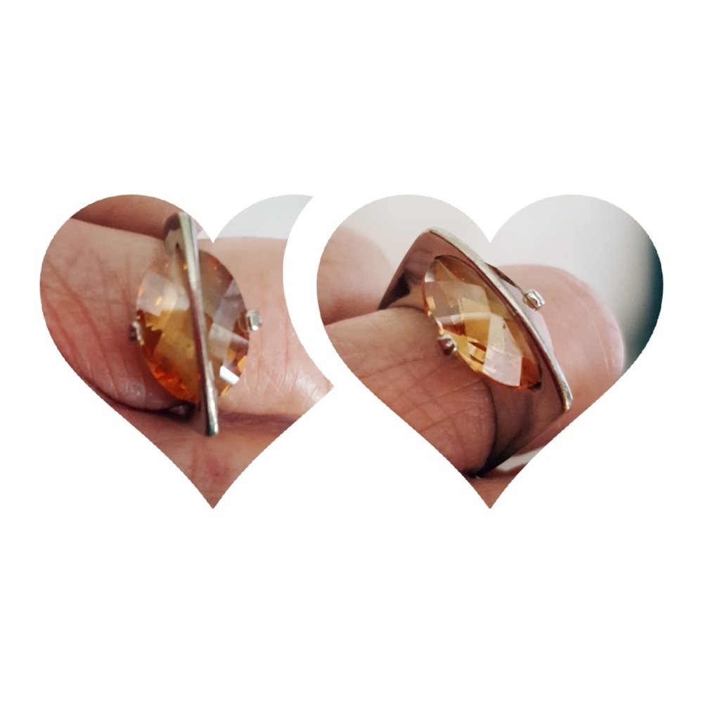 Silver and Amber stone ring