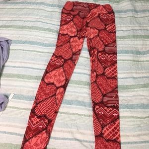 Lularoe heart leggings. OS