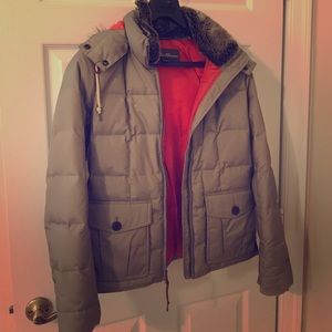 Down mid-weight coat