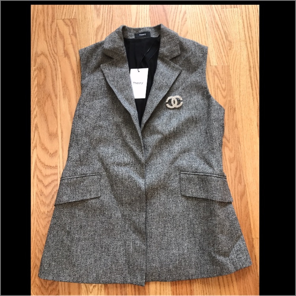 Theory gray vest jacket. clip not included.