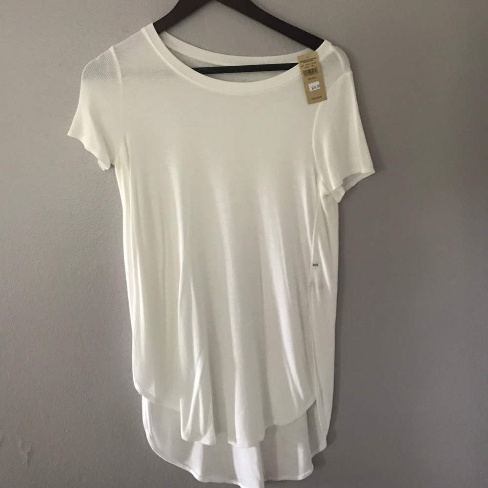 White short sleeved shirt