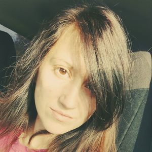 Meet your Posher, Holly